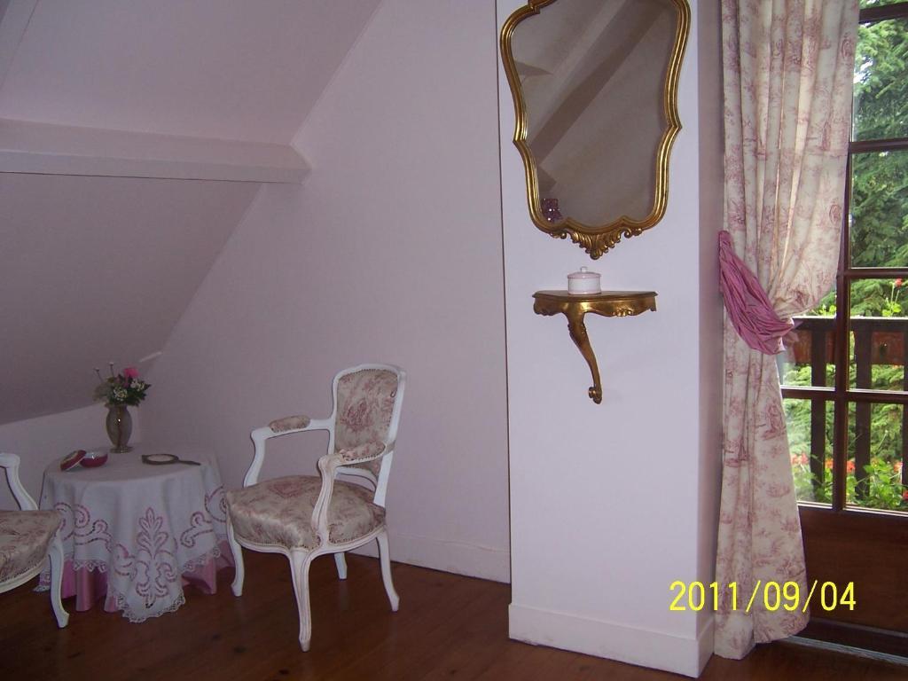 Sainte-Genevieve-les-Gasny 샹브르 도트 오 마그리트 빌라 객실 사진